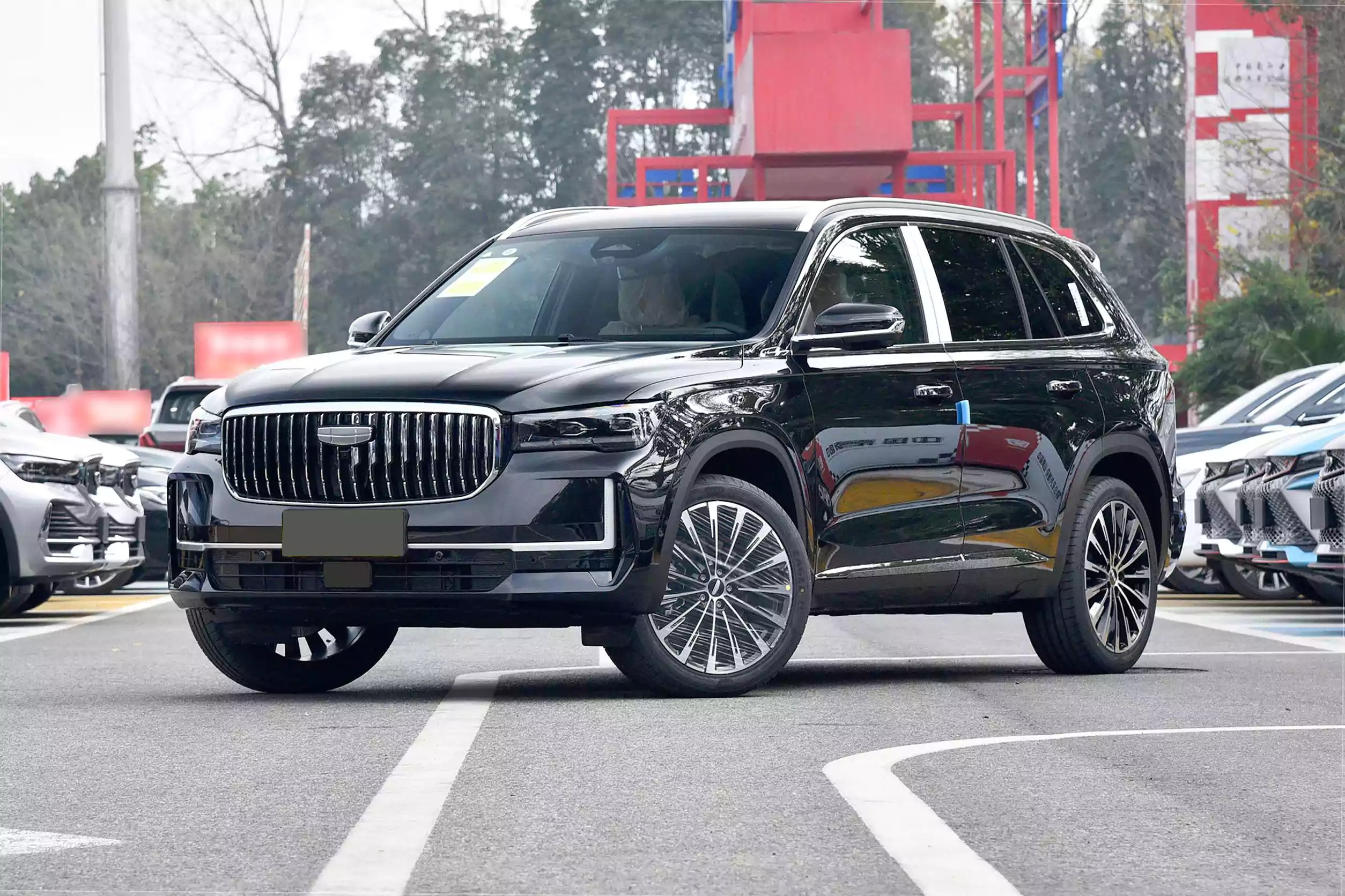 Geely Monjaro - Màu nâu