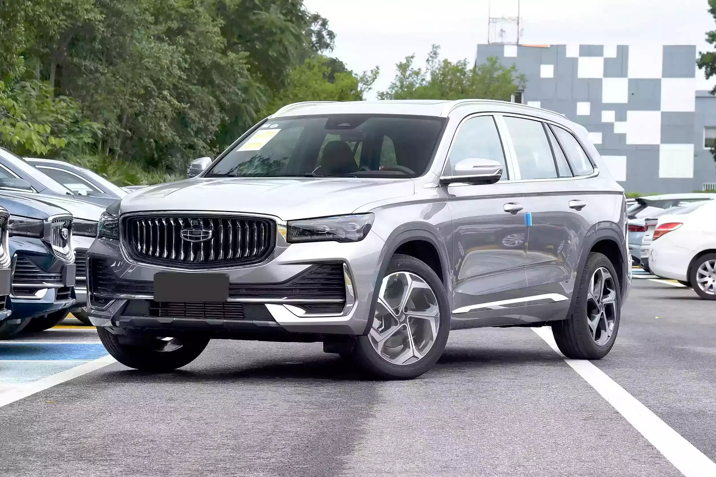 Geely Monjaro - Màu bạc